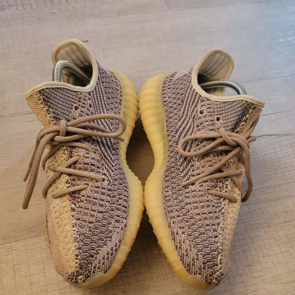 Adidas Yeezy Boost 350 V2 'Fade' Sneakers